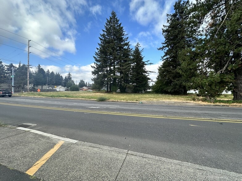 NE Glisan St, Gresham, OR à vendre - Aérien – Image 2 sur 5