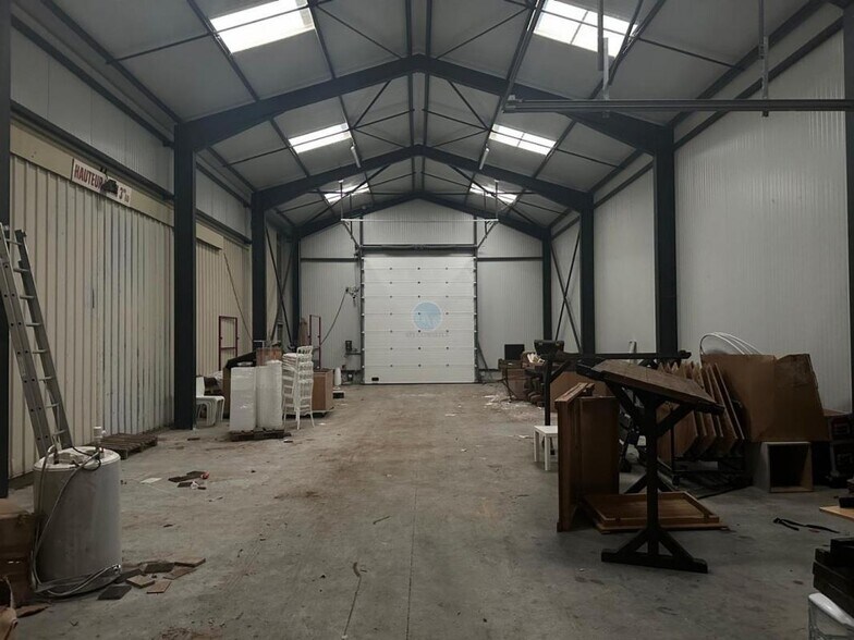 Local d'activités dans Meung-sur-Loire à vendre - Photo intérieure – Image 2 sur 2