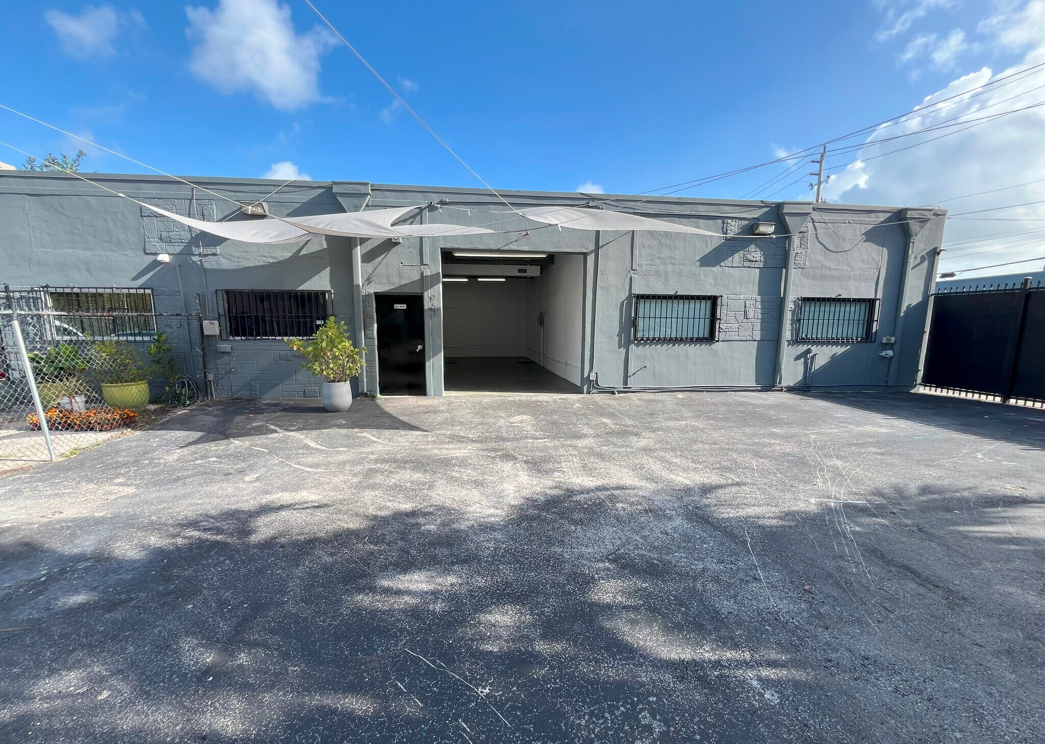 761 NW 23rd St, Miami, FL à louer Photo principale– Image 1 sur 6