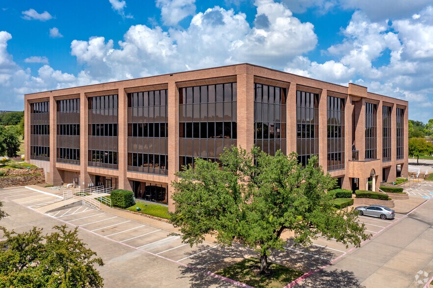 4600 Fuller Dr, Irving, TX à louer - Photo principale – Image 1 sur 6
