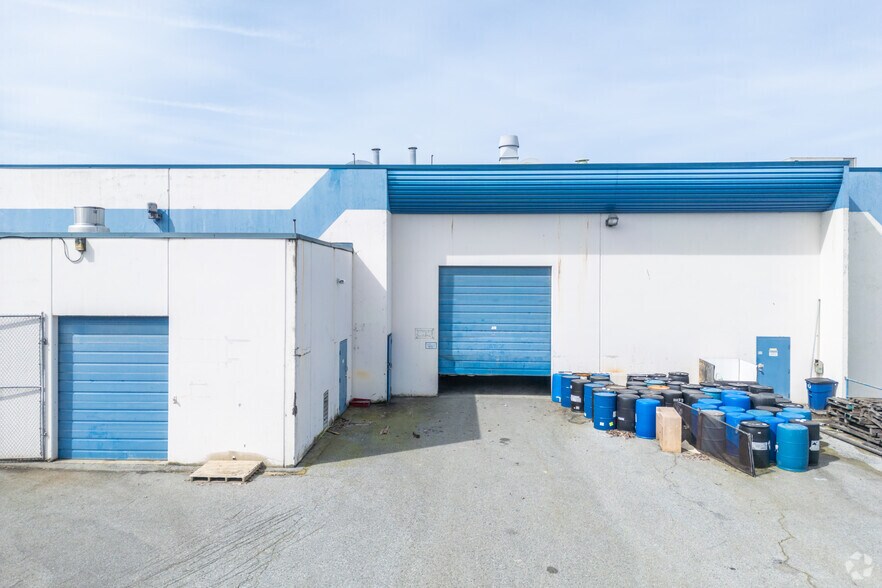 19473 Fraser Way, Pitt Meadows, BC à louer - Photo de l’immeuble – Image 3 sur 3
