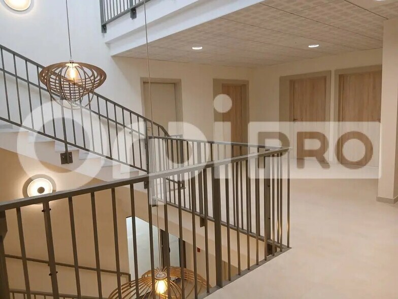 Bureau dans Saint-Gély-du-Fesc à louer - Photo de l’immeuble – Image 2 sur 5