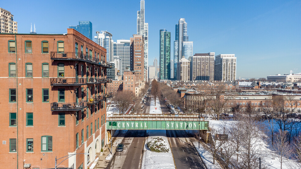 1550 S Indiana Ave, Chicago, IL à vendre - Photo de l’immeuble – Image 3 sur 177