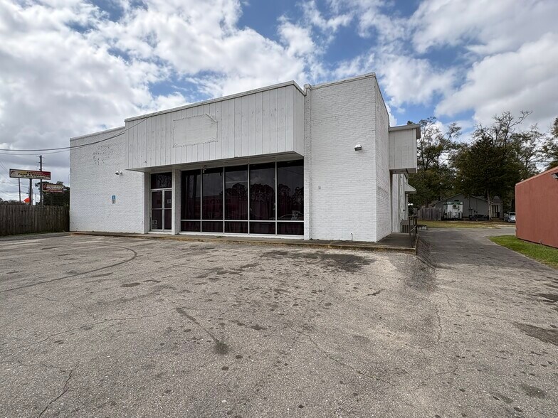 3610 Crawfordville Rd, Tallahassee, FL à vendre - Photo de l’immeuble – Image 1 sur 5