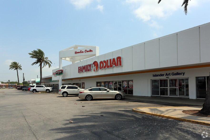 3800-4060 S Staples St, Corpus Christi, TX à louer - Photo principale – Image 1 sur 11