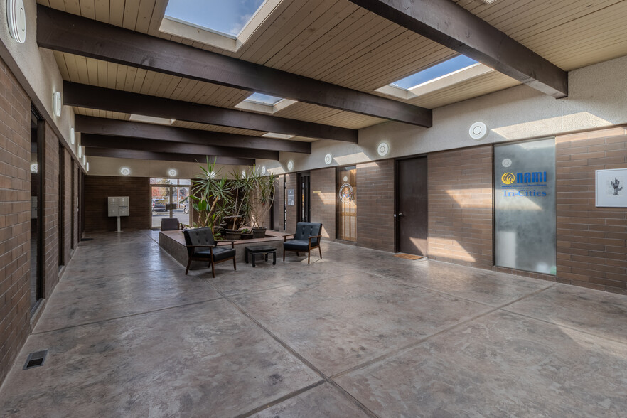 1177 Jadwin Ave, Richland, WA à vendre - Photo intérieure – Image 3 sur 7