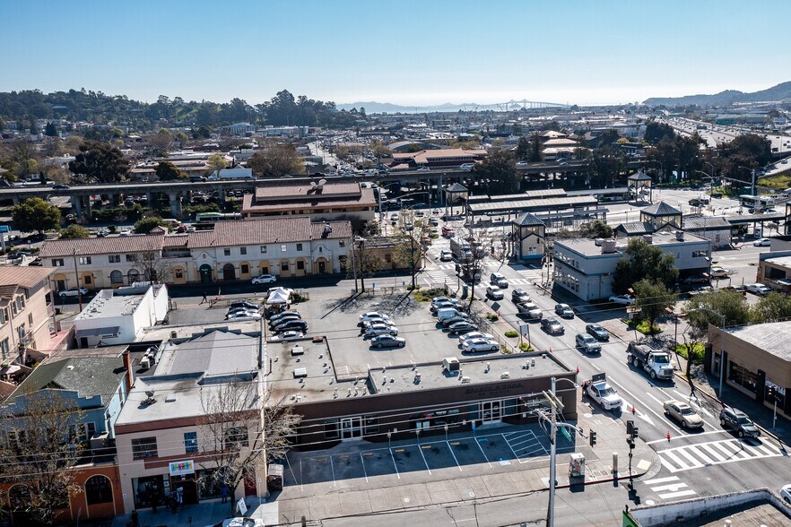 902-906 Lincoln Ave, San Rafael, CA à vendre - Photo de l’immeuble – Image 2 sur 8