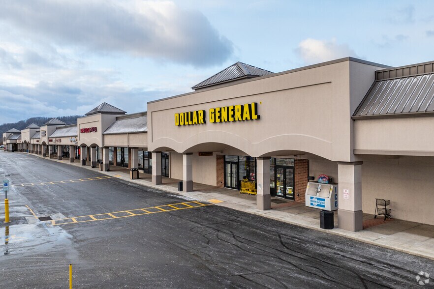 4512-4548 Broadway Blvd, Monroeville, PA à vendre - Photo principale – Image 1 sur 5