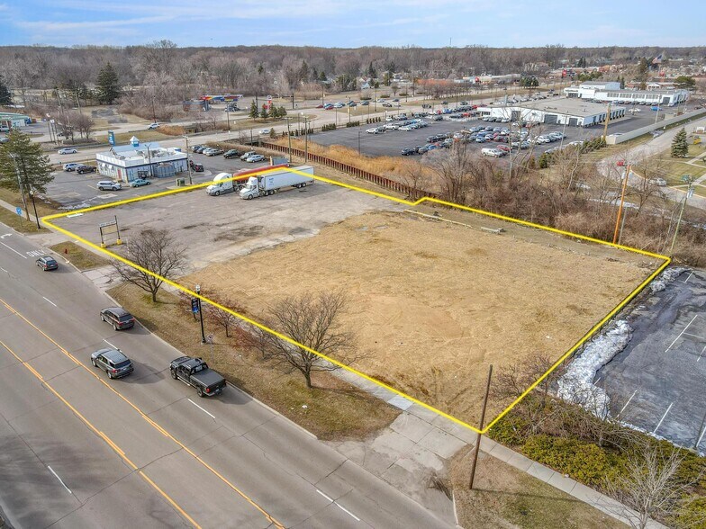23900 Goddard Rd, Taylor, MI à louer - Photo de l’immeuble – Image 1 sur 4