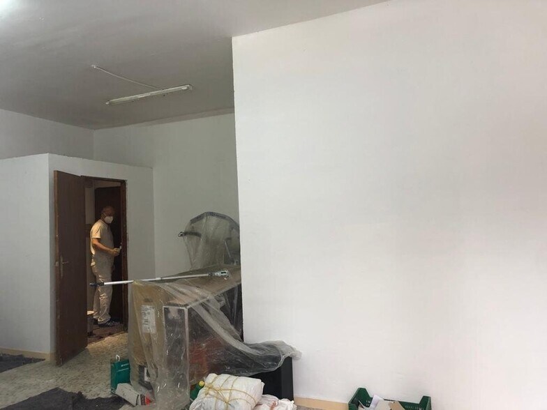 Local commercial dans Cáceres, Cáceres à louer - Photo de l’immeuble – Image 3 sur 4