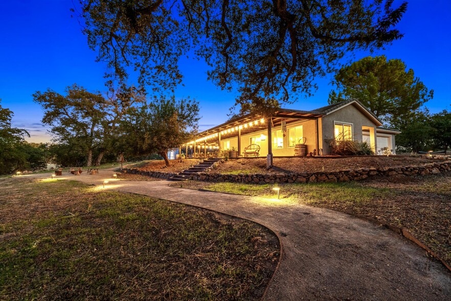 25258 Mesa Grande Rd, Santa Ysabel, CA à vendre - Photo principale – Image 1 sur 66