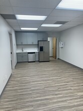 1805 Sardis Rd N, Charlotte, NC à louer Photo intérieure– Image 2 sur 2