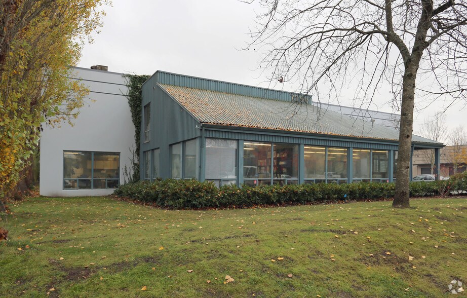 7296 Wilson Ave, Delta, BC à louer - Photo de l’immeuble – Image 3 sur 3