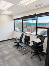 640-650 King St E, Oshawa, ON à louer Photo intérieure– Image 1 sur 32
