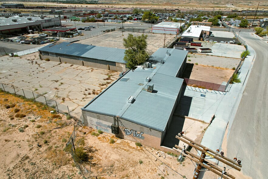880 Laverne Ave, Barstow, CA à louer - Photo de l’immeuble – Image 3 sur 5