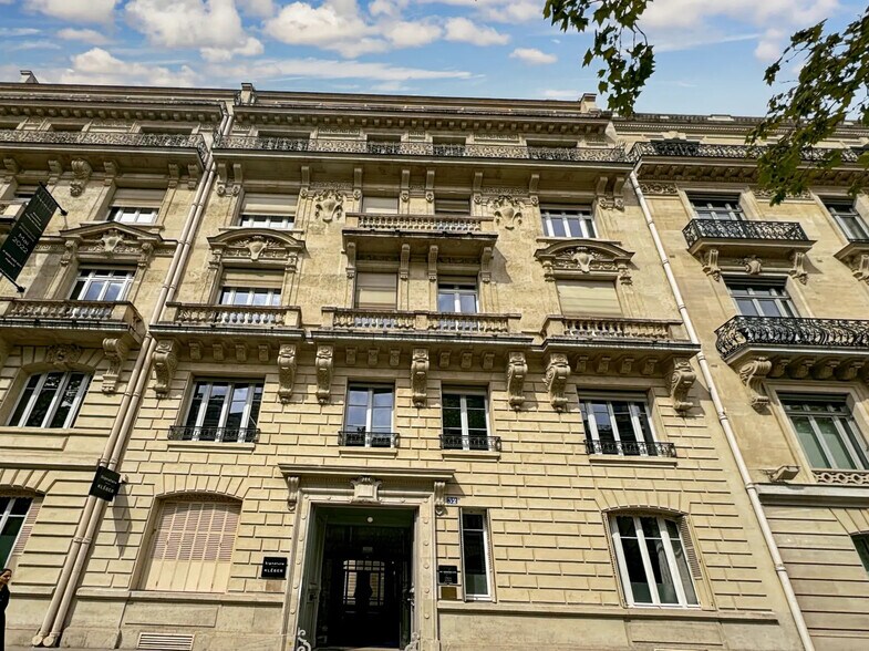 34 Avenue Kléber, Paris à louer - Photo de l’immeuble – Image 2 sur 21