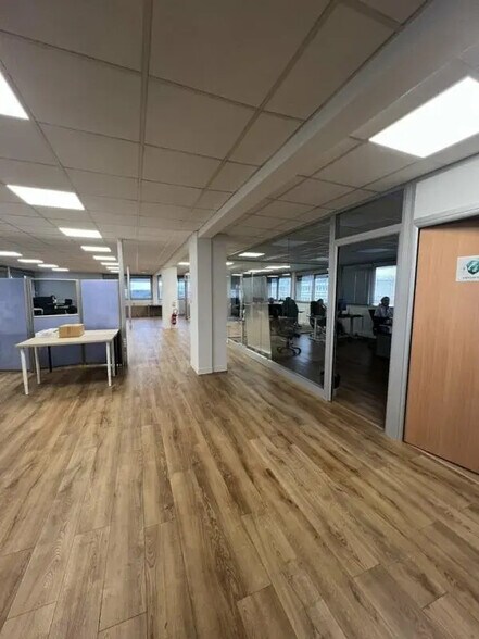 Bureau dans Toulouse à louer - Photo de l’immeuble – Image 3 sur 5