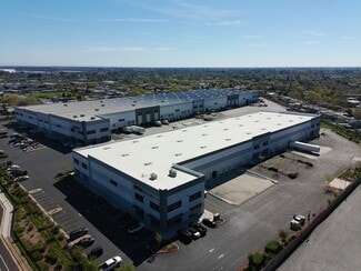 Plus de détails pour 1780 Bell Ave, Sacramento, CA - Industriel/Logistique à louer