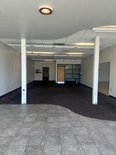 8619-8637 Us Hwy 19 N, Port Richey, FL à louer Photo intérieure– Image 1 sur 2