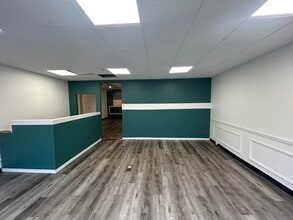 295 James St N, Hamilton, ON à louer Photo intérieure– Image 2 sur 5