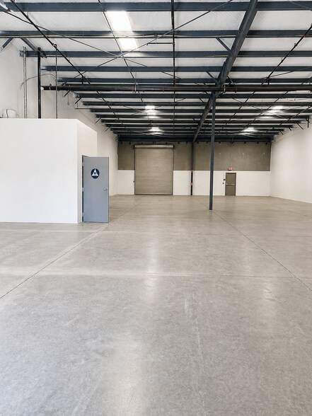 528 Noble St, Madera, CA à louer - Photo de l’immeuble – Image 3 sur 10