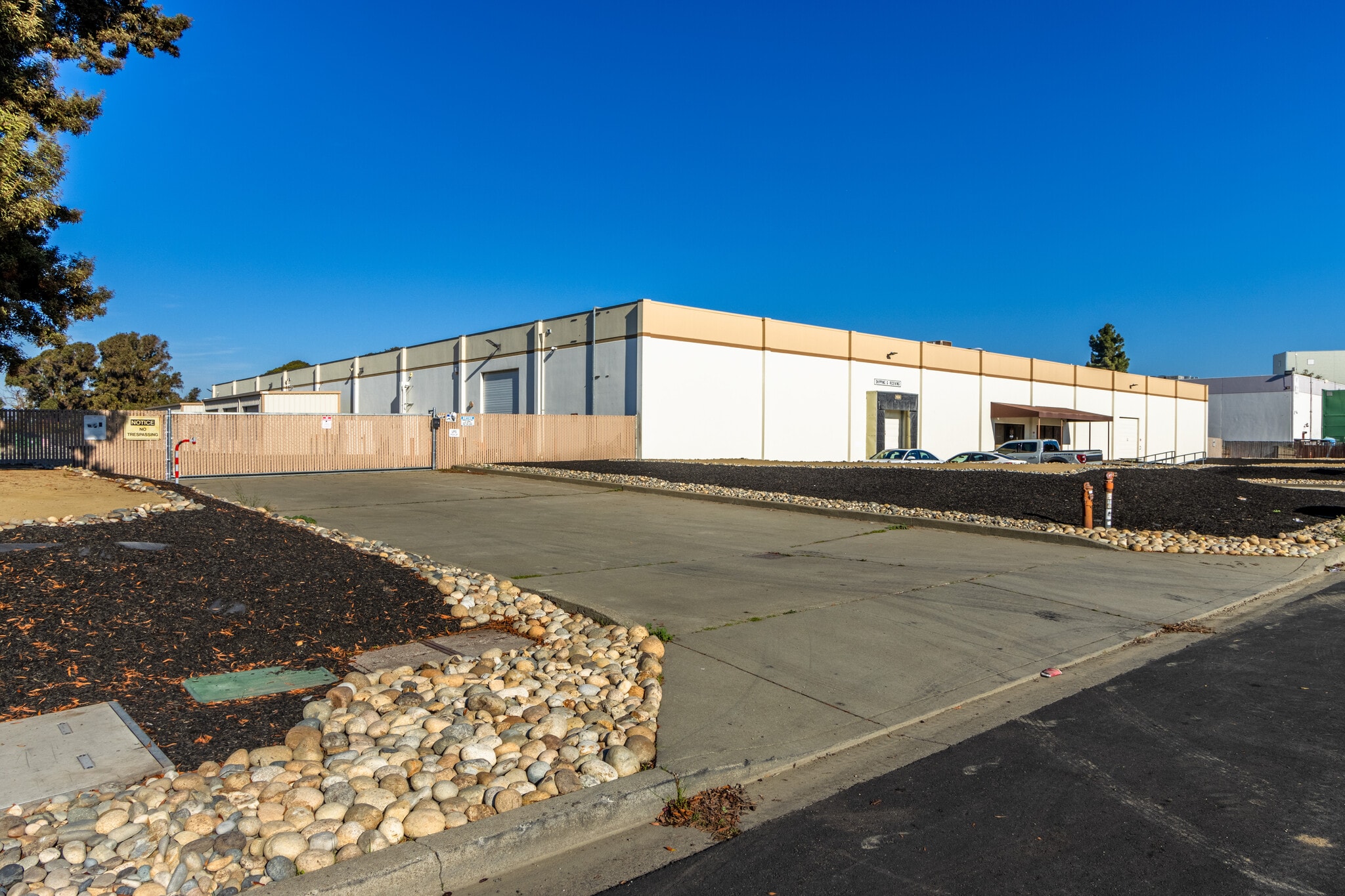 1833 Stearman Ave, Hayward, CA à vendre Photo intérieure– Image 1 sur 10