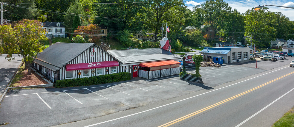 2902 Brambleton Ave SW, Roanoke, VA à vendre - Photo de l’immeuble – Image 1 sur 19