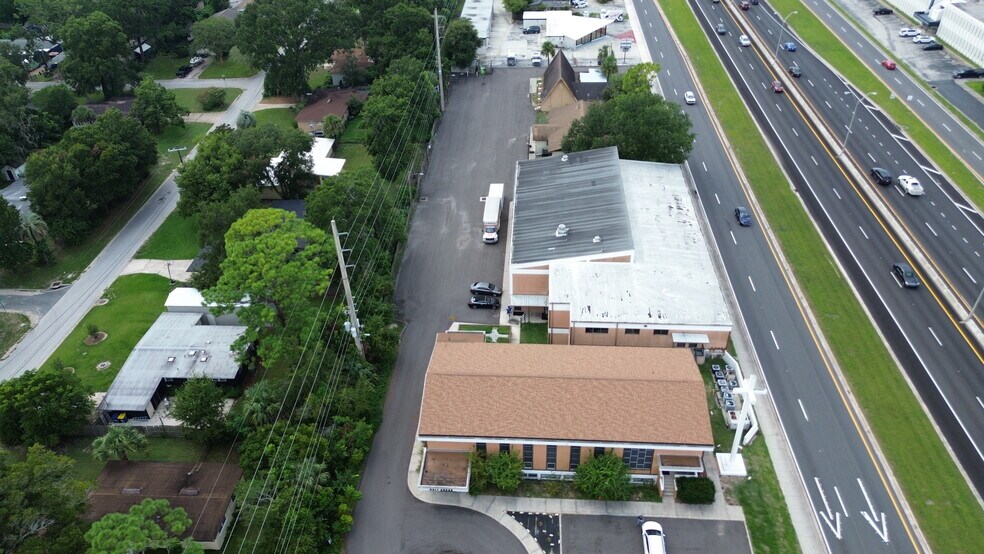 6612 Arlington Expy, Jacksonville, FL à louer - Photo de l’immeuble – Image 3 sur 37