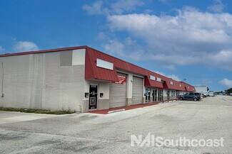 Plus de détails pour 3700-3758 SE Dixie Hwy, Stuart, FL - Local d'activités à louer
