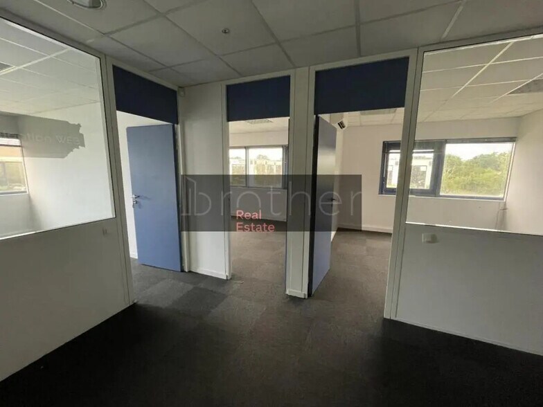 Bureau dans Mérignac à louer - Photo de l’immeuble – Image 3 sur 6