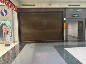 Local commercial dans Barberà del Vallès, Barcelona à louer Photo intérieure– Image 1 sur 5