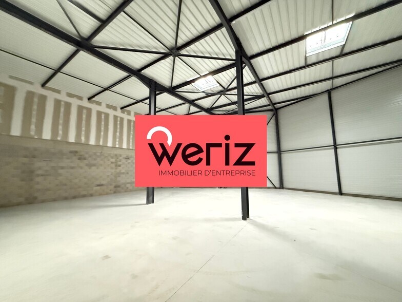 Industriel/Logistique dans Aubagne à louer - Photo de l’immeuble – Image 2 sur 14