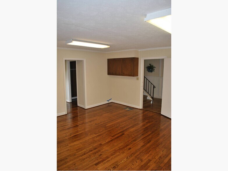 506 Pettigru St, Greenville, SC à louer - Photo intérieure – Image 3 sur 13