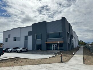 Plus de détails pour 635 S Taylor Ave, Ontario, CA - Industriel/Logistique à louer