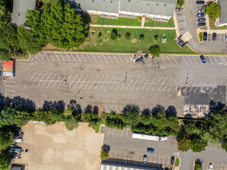7846 Richmond Hwy, Alexandria, VA à louer - Aérien – Image 2 sur 2