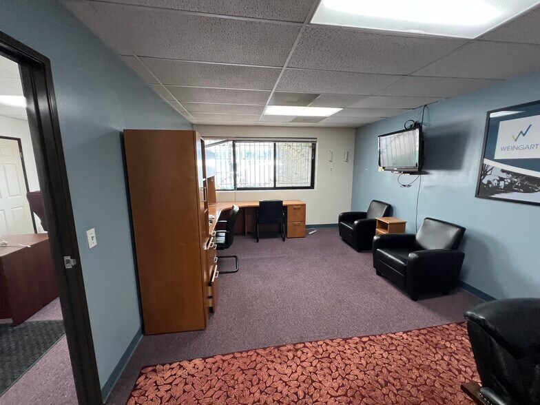 522 E 6th St, Los Angeles, CA à vendre - Photo de l’immeuble – Image 3 sur 9