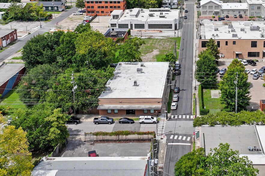 500 Saint Michael St, Mobile, AL à louer - Photo de l’immeuble – Image 2 sur 18