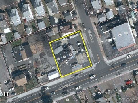 215 Hempstead Ave, West Hempstead, NY à vendre - Aérien – Image 2 sur 4