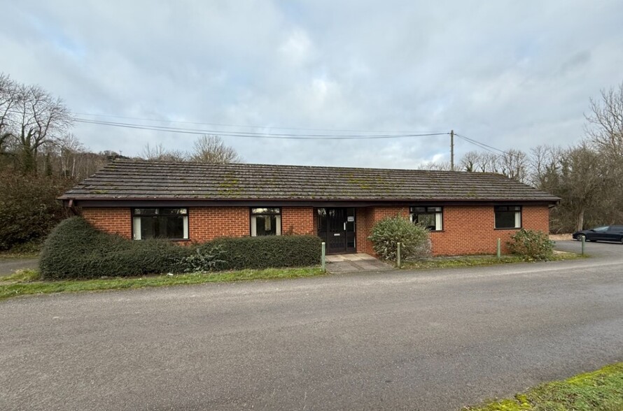 Station Rd, Betchworth à louer - Photo principale – Image 1 sur 1