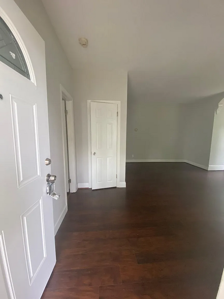 57 Turner St, Mantua, NJ à vendre - Photo de l’immeuble – Image 2 sur 21