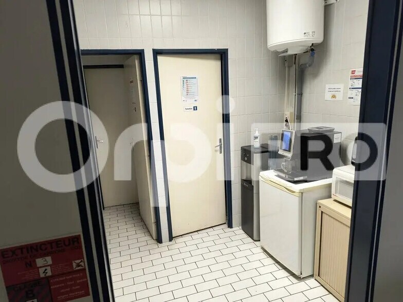 Bureau dans Reims à louer - Photo de l’immeuble – Image 3 sur 4