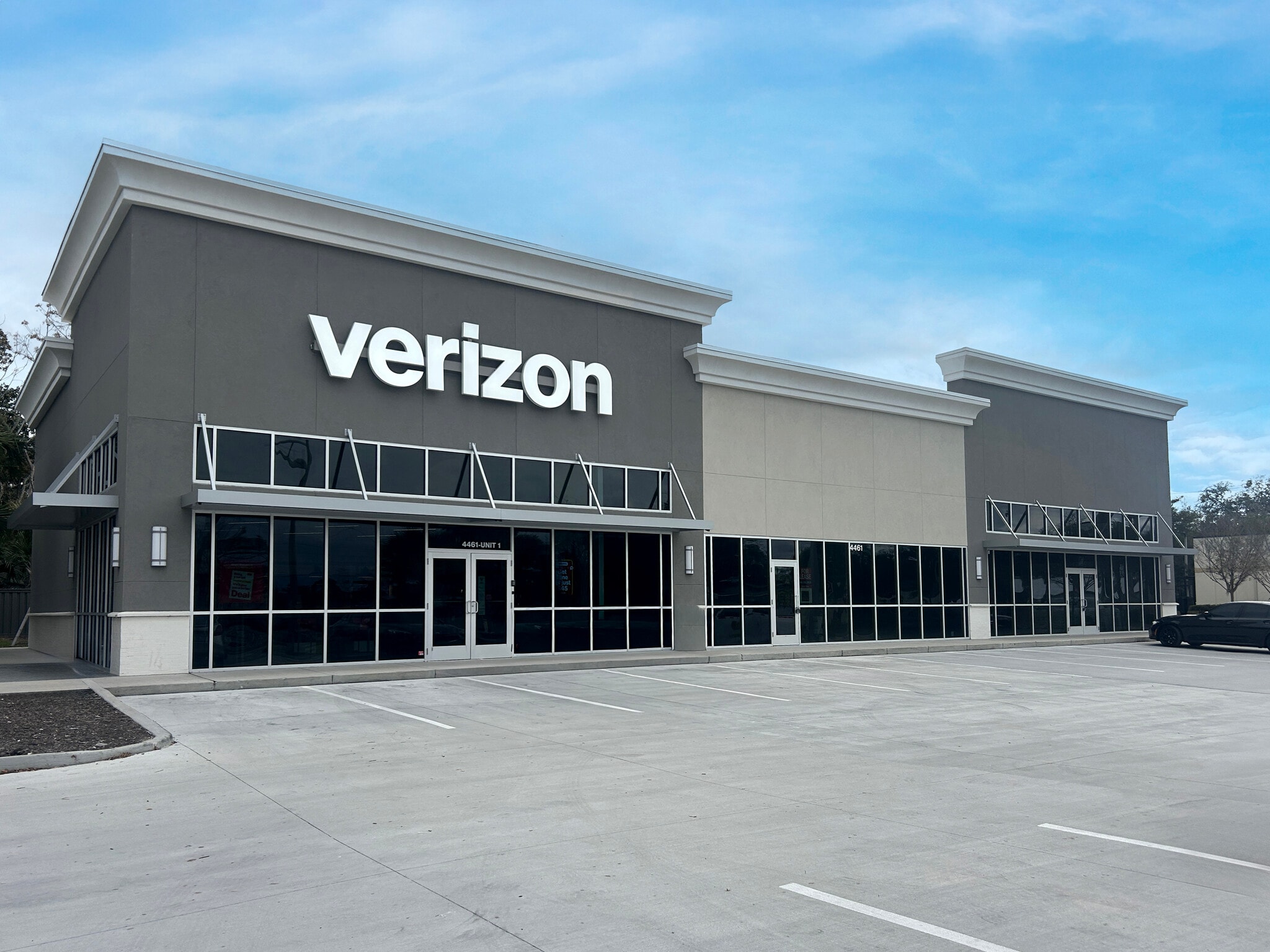 4261 Roosevelt Blvd, Jacksonville, FL à louer Photo principale– Image 1 sur 6