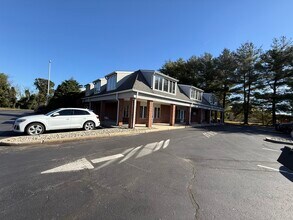 1050 Mantua Pike, Wenonah, NJ à louer Photo intérieure– Image 1 sur 14
