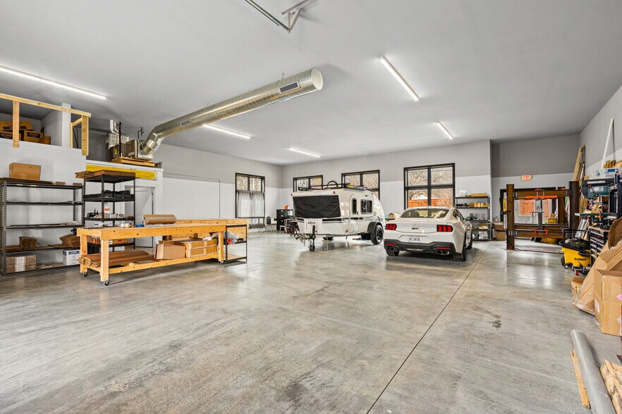 1 Charlton Rd, Ballston Spa, NY à louer - Photo de l’immeuble – Image 3 sur 25