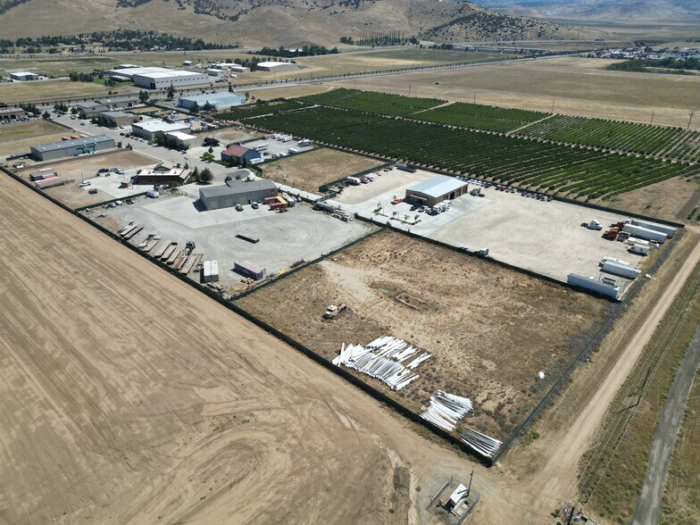 701 Bailey Ave, Tehachapi, CA à louer - Photo de l’immeuble – Image 2 sur 9