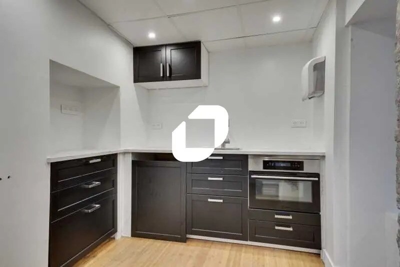 Bureau dans Paris à louer - Photo de l’immeuble – Image 2 sur 11