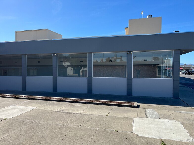 908 1/2 S Main St, Salinas, CA à louer - Photo de l’immeuble – Image 2 sur 9