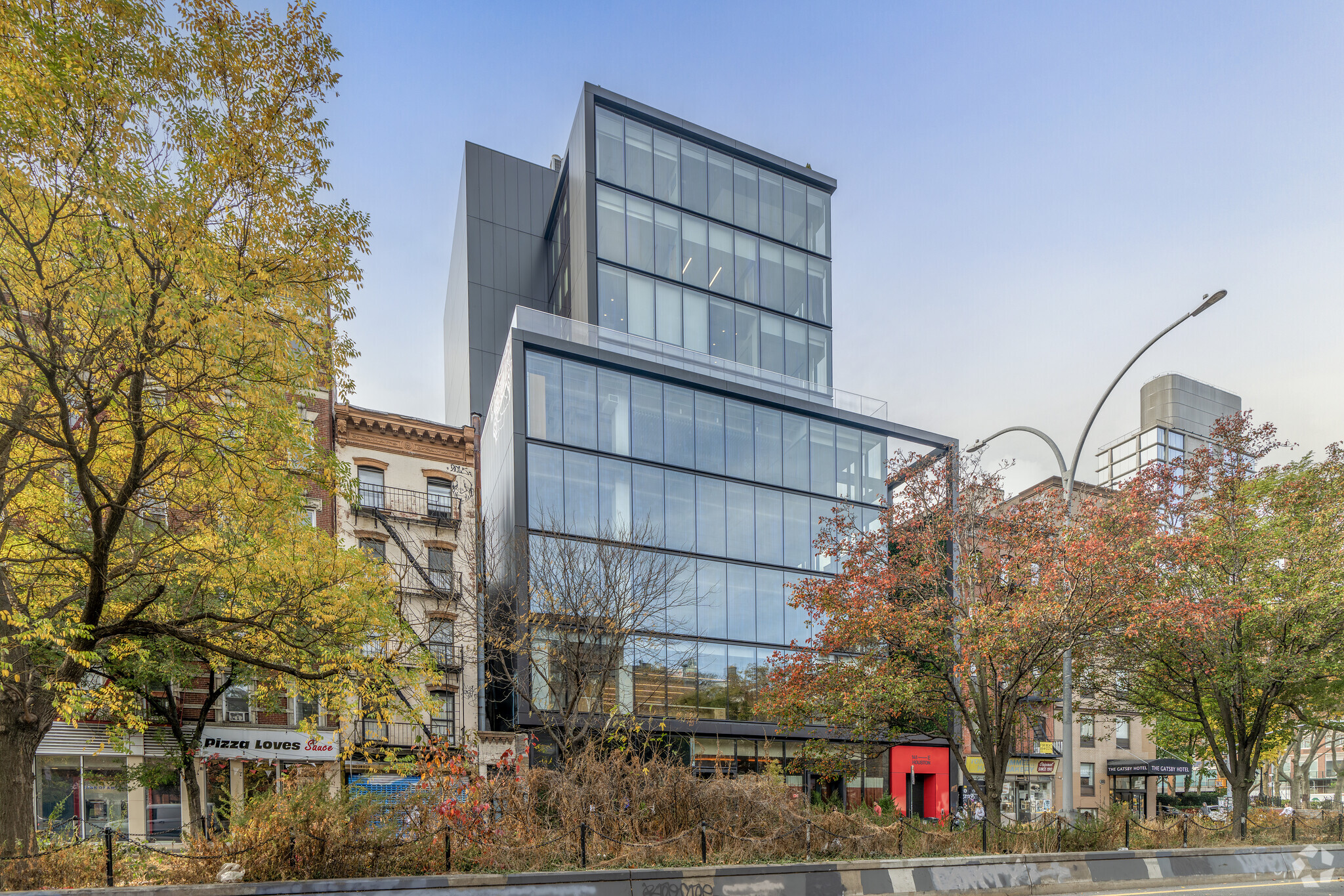 141 E Houston St, New York, NY à louer Photo principale– Image 1 sur 9