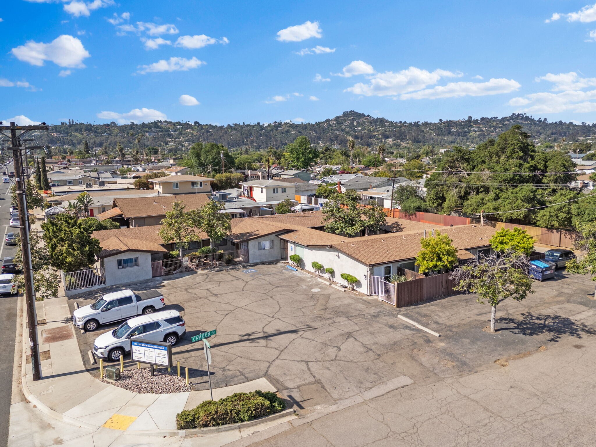 504-514 S Magnolia Ave, El Cajon, CA à vendre Photo de l’immeuble– Image 1 sur 11