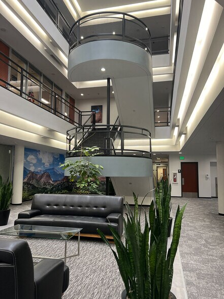 1125 Kelly Johnson Blvd, Colorado Springs, CO à louer - Photo intérieure – Image 2 sur 14